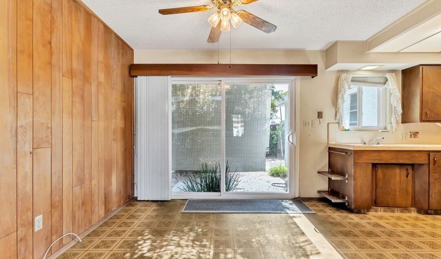 4760 73rd St, La Mesa, CA 91942 - 3 Beds, 2 Bath