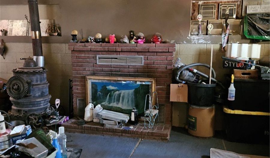 18652 Bellflower, Adelanto, CA 92301 - 3 Beds, 1 Bath