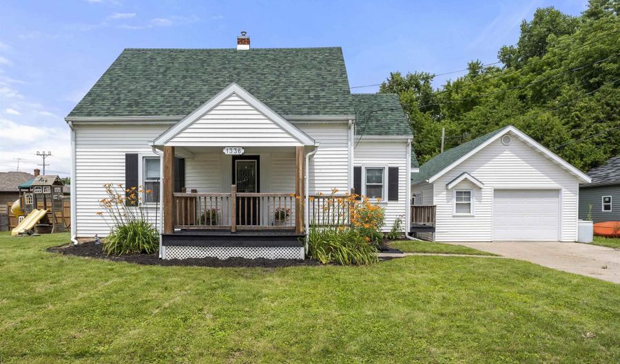 1336 E AMELIA St, Appleton, WI 54911 - 2 Beds, 1 Bath