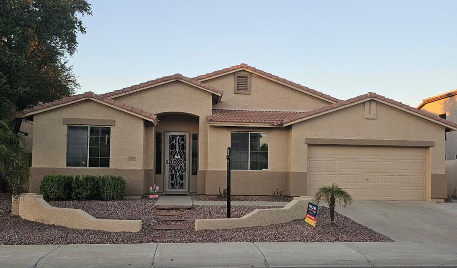 1162 E SPRINGFIELD Pl, Chandler, AZ 85286 - 4 Beds, 4 Bath