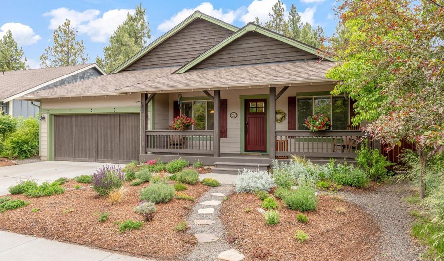 2354 NW Summerhill Dr, Bend, OR 97703 - 4 Beds, 2 Bath