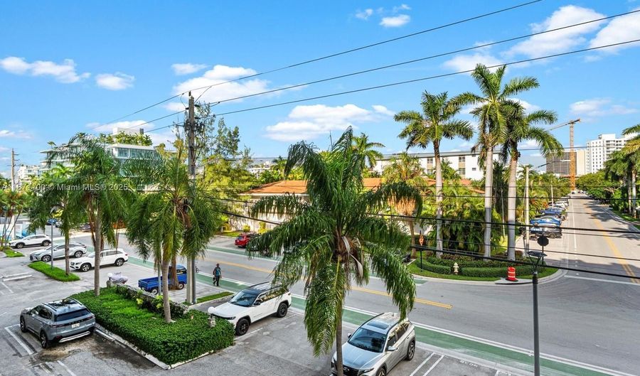 9800 W Bay Harbor Dr 308, Bay Harbor Islands, FL 33154 - 1 Beds, 2 Bath