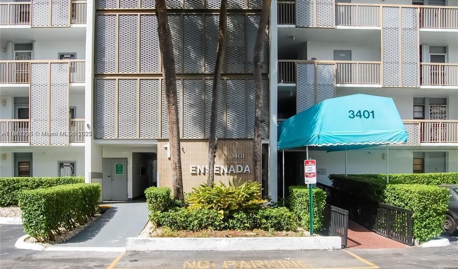 3401 N Country Club Dr 706, Aventura, FL 33180 - 1 Beds, 1 Bath