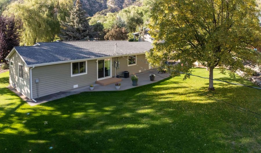 388 Mel Ray Rd, Glenwood Springs, CO 81601 - 2 Beds, 0 Bath