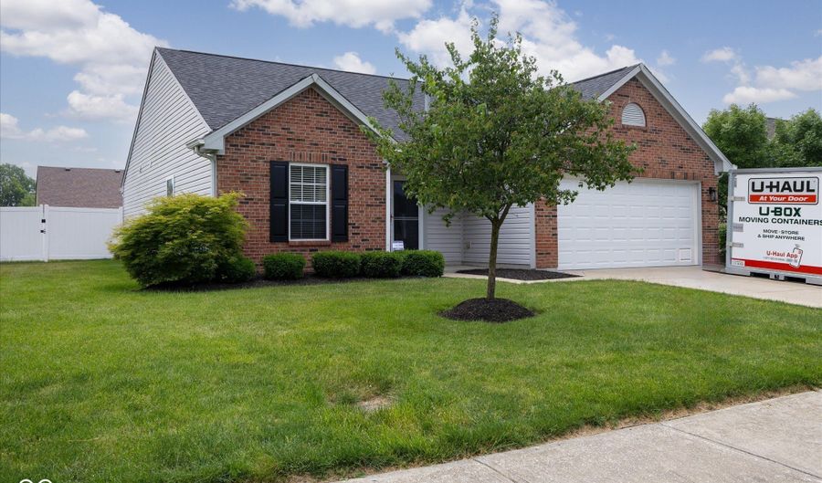913 Halyard Dr, Avon, IN 46123 - 4 Beds, 2 Bath
