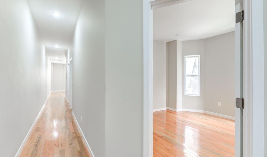 5117 KINGSESSING Ave 2 FLOOR, Philadelphia, PA 19143 - 4 Beds, 2 Bath