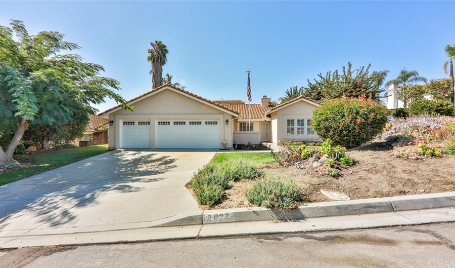 2037 Susan Ct, Escondido, CA 92026 - 3 Beds, 2 Bath