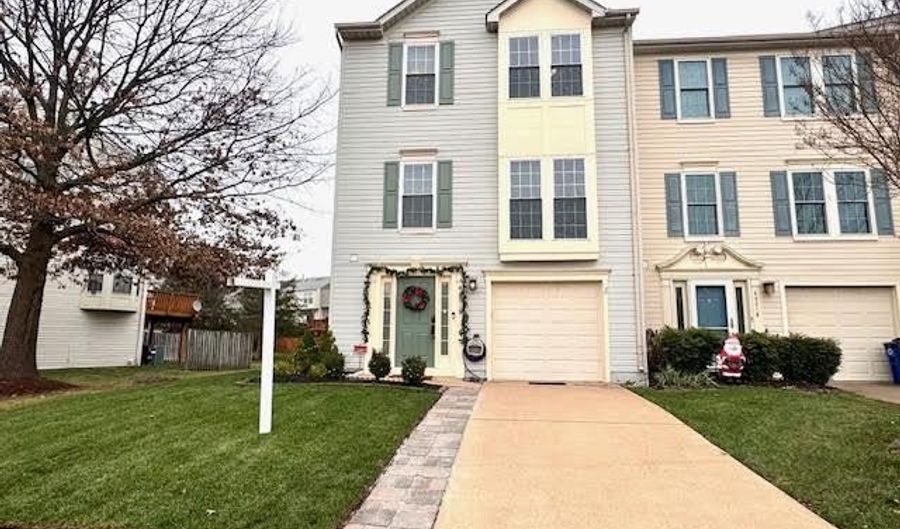 43216 CHOKEBERRY Sq, Ashburn, VA 20147 - 3 Beds, 3 Bath