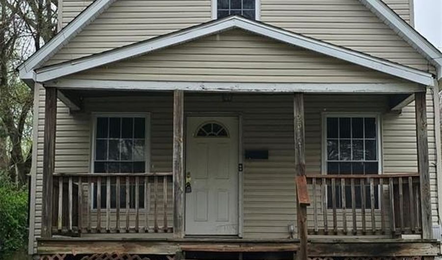 2516 Locust Ave, Alton, IL 62002 - 4 Beds, 2 Bath