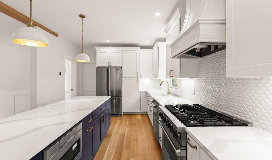 7 Hancock St, Arlington, MA 02474 - 4 Beds, 4 Bath