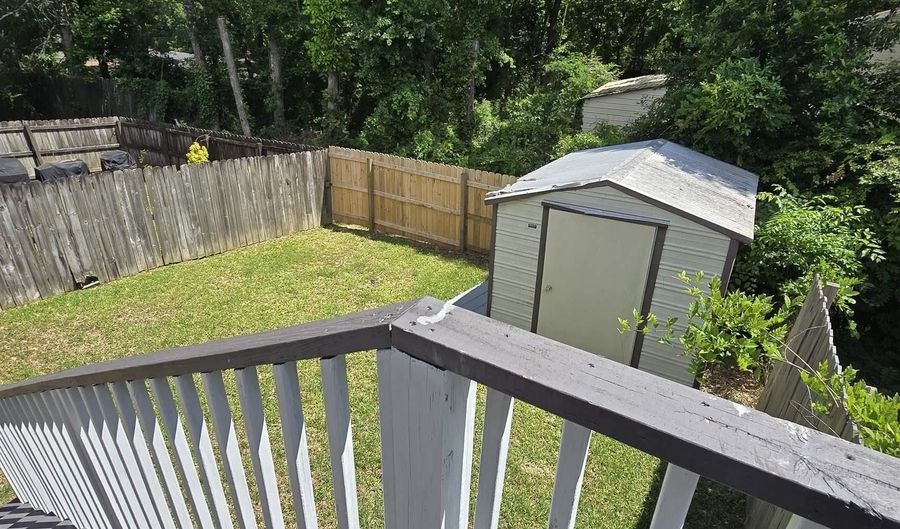 1121 KING ARTHUR Ct, Alabaster, AL 35007 - 2 Beds, 2 Bath