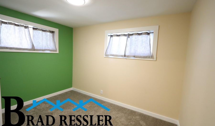 1446 Kit Carson Ave, Casper, WY 82604 - 2 Beds, 1 Bath