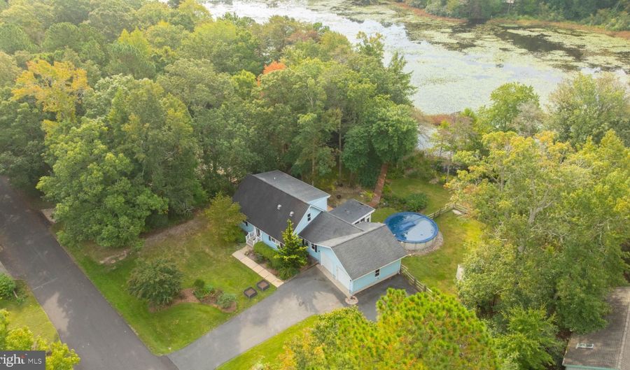 29 LAKE SHORE Dr, Lewes, DE 19958 - 3 Beds, 2 Bath