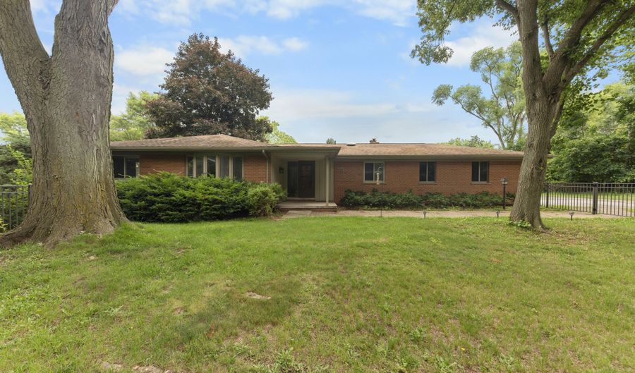 4460 Dexter-Ann Arbor Rd, Ann Arbor, MI 48103 - 3 Beds, 2 Bath