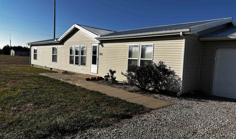 9131 SW Anna Rd, Augusta, KS 67010 - 4 Beds, 2 Bath