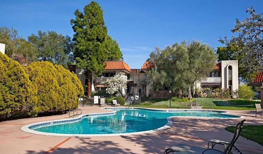 6878 Navajo Rd 61, San Diego, CA 92119 - 1 Beds, 1 Bath
