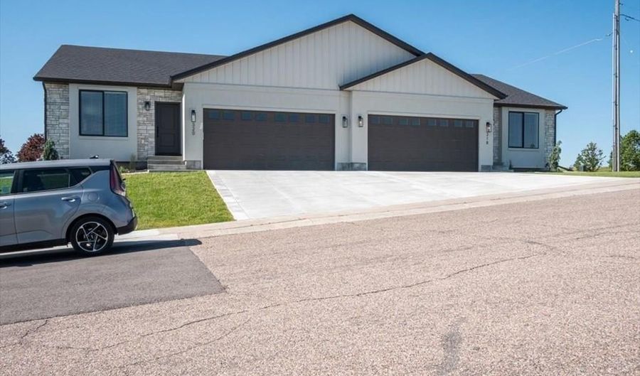 318 Lakeview Blvd, American Falls, ID 83211 - 3 Beds, 2 Bath