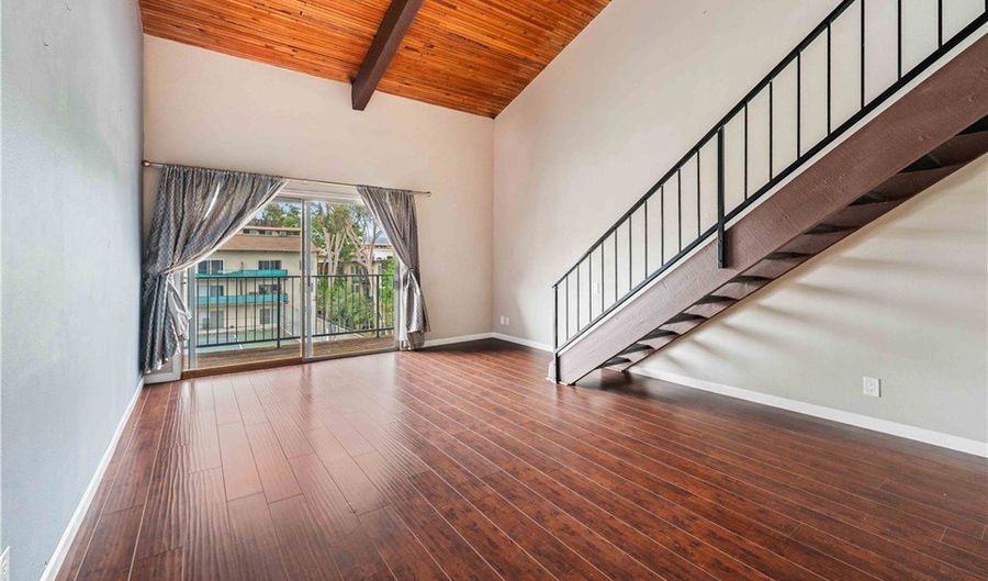 5460 White Oak Ave E339, Encino, CA 91316 - 2 Beds, 2 Bath