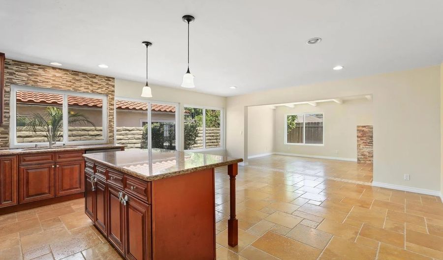 8761 Menkar Rd, San Diego, CA 92126 - 5 Beds, 3 Bath