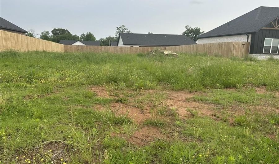 2100 Yellowstone Dr, Barling, AR 72923 - 0 Beds, 0 Bath