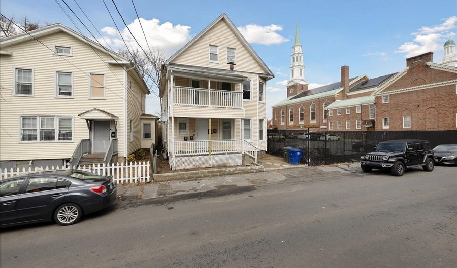 52-54 Hanover St 1, Bridgeport, CT 06604 - 3 Beds, 1 Bath