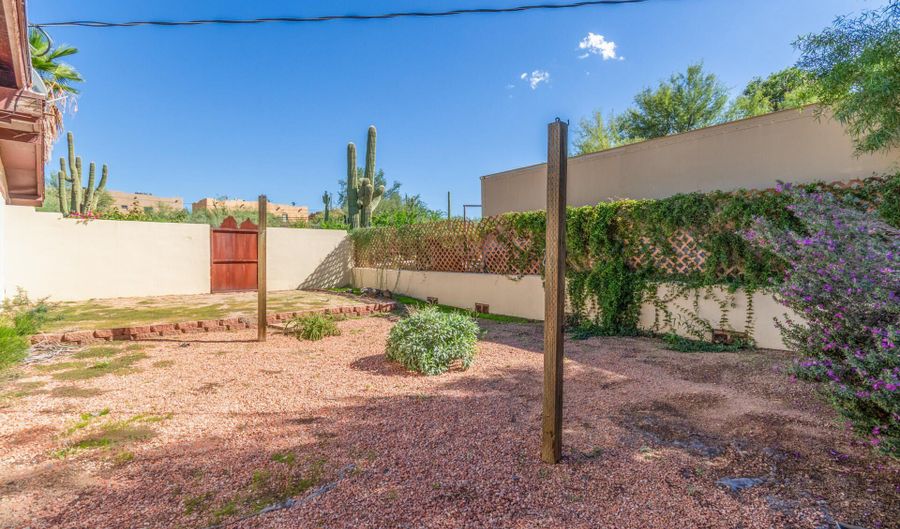 38414 N HAZELWOOD Cir, Cave Creek, AZ 85331 - 3 Beds, 2 Bath