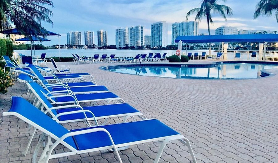 3530 Mystic Pointe Dr 1208, Aventura, FL 33180 - 2 Beds, 2 Bath