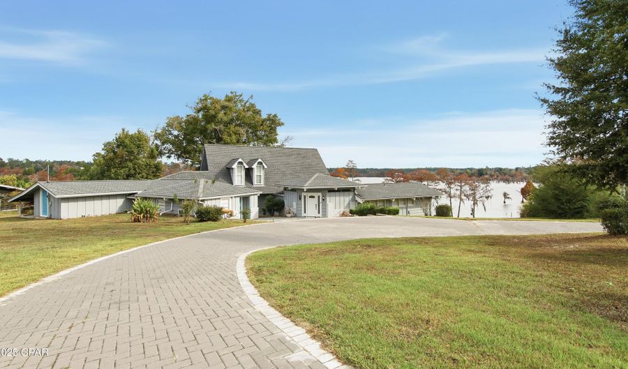 2540 Montyna Ln, Alford, FL 32420 - 4 Beds, 4 Bath