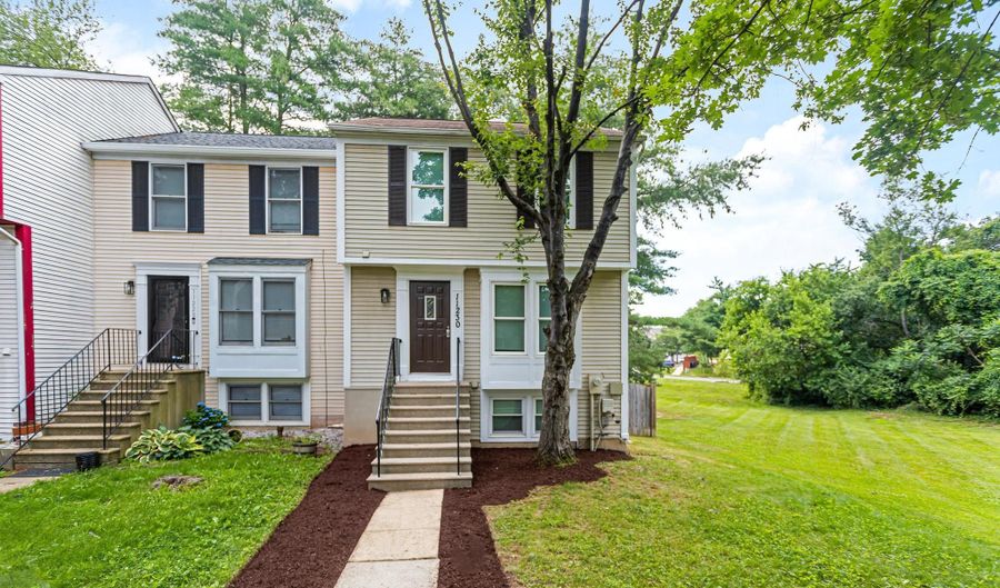 11230 WESTPORT Dr, Bowie, MD 20720 - 2 Beds, 4 Bath