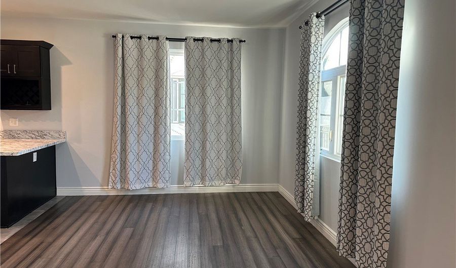 683 N 1st Ave D, Arcadia, CA 91006 - 2 Beds, 3 Bath