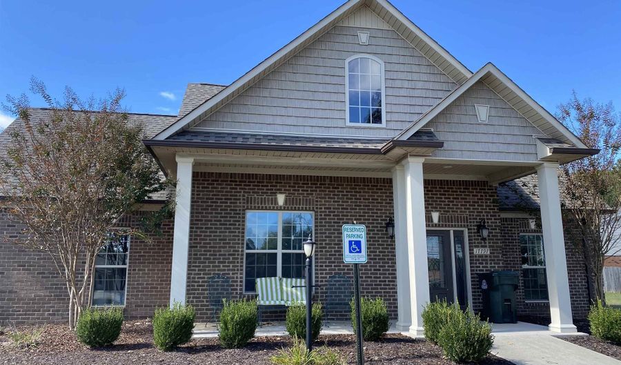 17662 Antlers Pass, Athens, AL 35611 - 3 Beds, 2 Bath