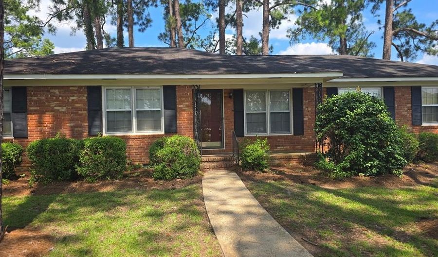 2200 Doncaster Dr, Albany, GA 31707 - 3 Beds, 2 Bath