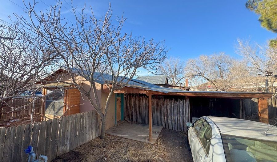 406 S Cockrell St, Alpine, TX 79830 - 1 Beds, 1 Bath