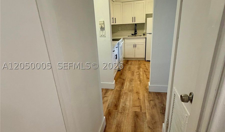 20200 NE 27th Ct 6, Aventura, FL 33180 - 1 Beds, 1 Bath