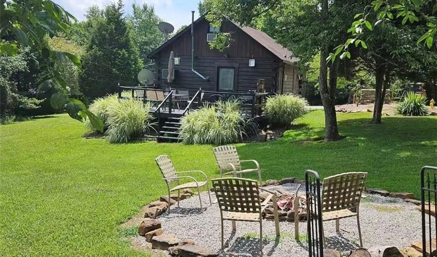 3198 N Happy Hollow Rd, Birdseye, IN 47513 - 1 Beds, 1 Bath
