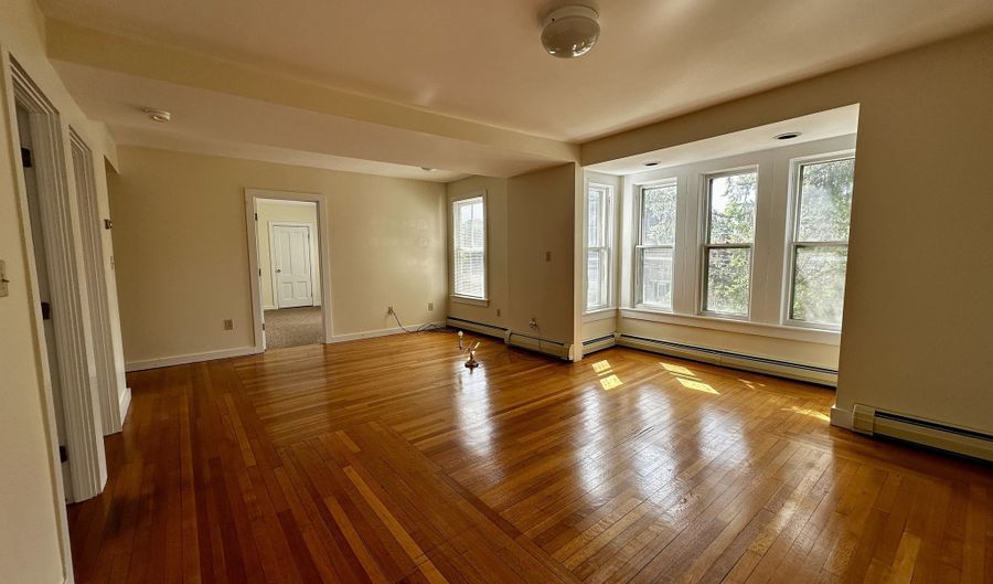 53 Montowese St 2, Branford, CT 06405 - 2 Beds, 1 Bath