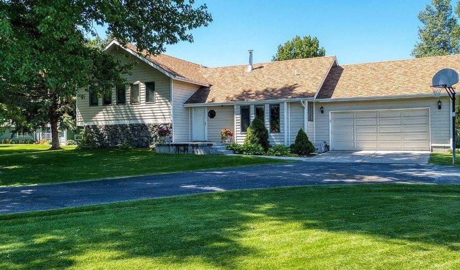 353 Sacajawea Peak Dr, Bozeman, MT 59718 - 4 Beds, 3 Bath