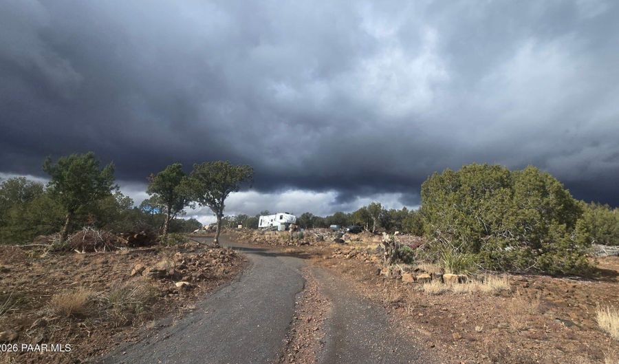 9938 W Gleed Station Rd, Ash Fork, AZ 86320 - 0 Beds, 0 Bath