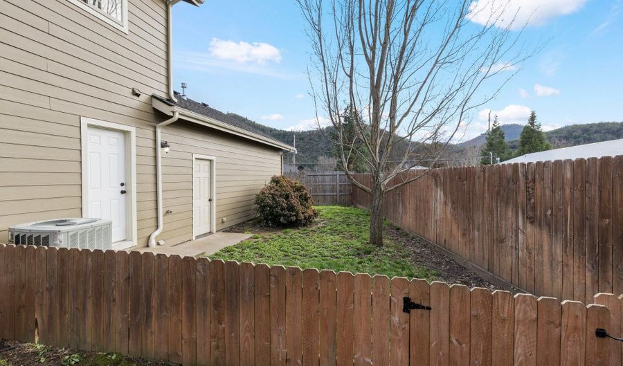 1307 2nd Ave, Gold Hill, OR 97525 - 4 Beds, 3 Bath