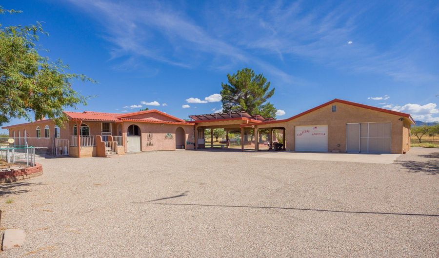 3173 W Williams Rd, Benson, AZ 85602 - 3 Beds, 2 Bath