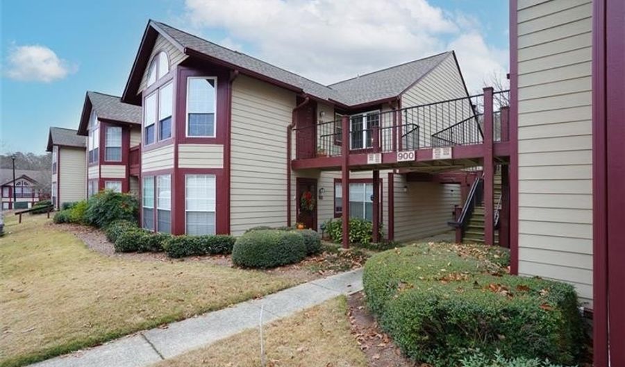 905 WENTWORTH Ct, Alpharetta, GA 30022 - 2 Beds, 2 Bath