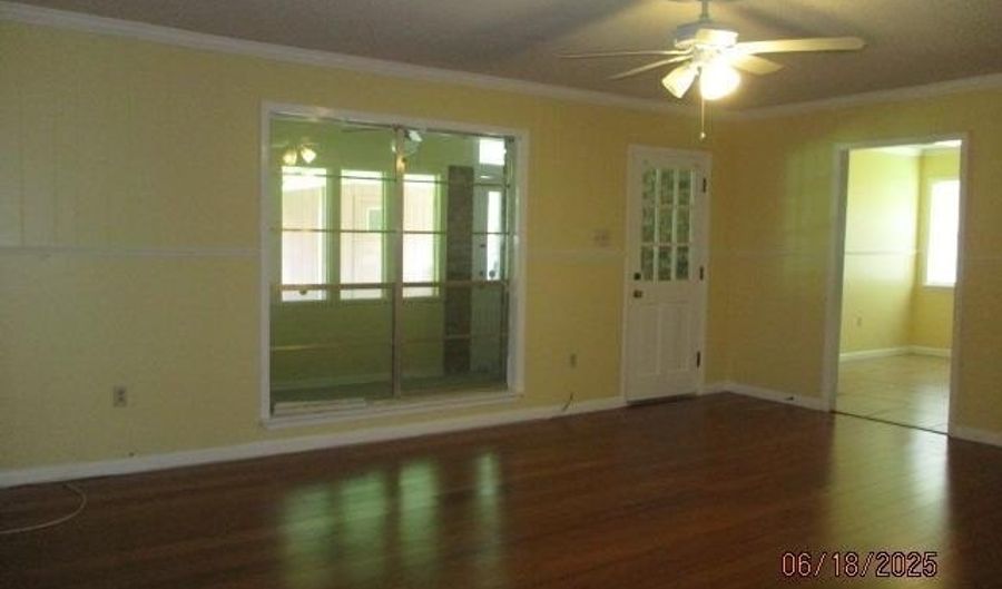 11213 Major Oak Dr, Baton Rouge, LA 70815 - 4 Beds, 2 Bath