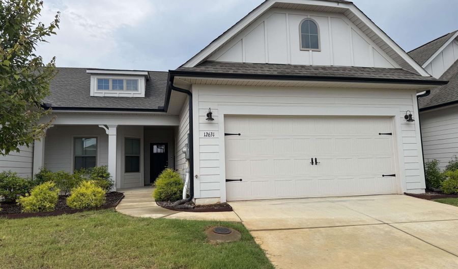 12631 Whitcombe Cir, Athens, AL 35613 - 3 Beds, 2 Bath