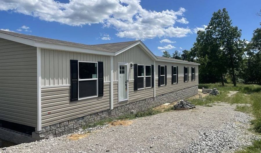 Lot # 1 Lyle Huff Farm, Albany, KY 42602 - 5 Beds, 3 Bath