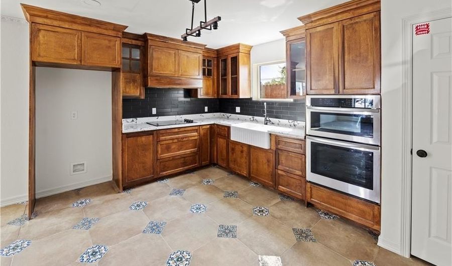1412 E Karen Dr A, Alton, TX 78573 - 2 Beds, 3 Bath
