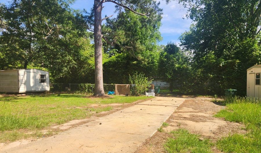 2022 Stuart Ave, Albany, GA 31707 - 3 Beds, 1 Bath