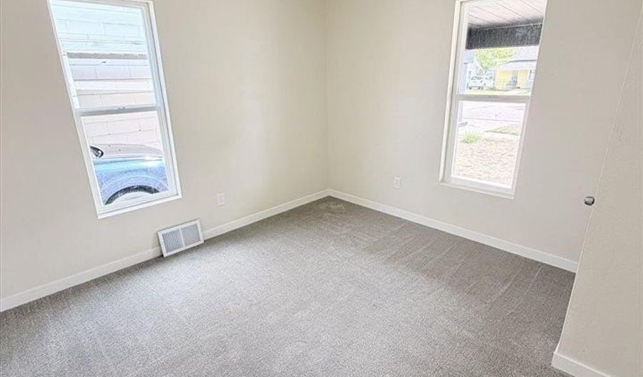 316 Big Horn, Alliance, NE 69301 - 2 Beds, null Bath