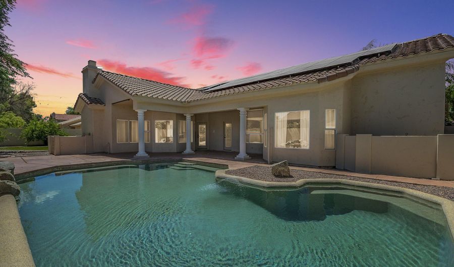 1223 E CLEARVIEW Dr, Casa Grande, AZ 85122 - 5 Beds, 4 Bath