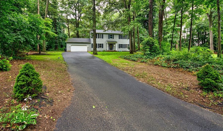 106 PINE NEEDLE Dr, Felton, DE 19943 - 4 Beds, 3 Bath