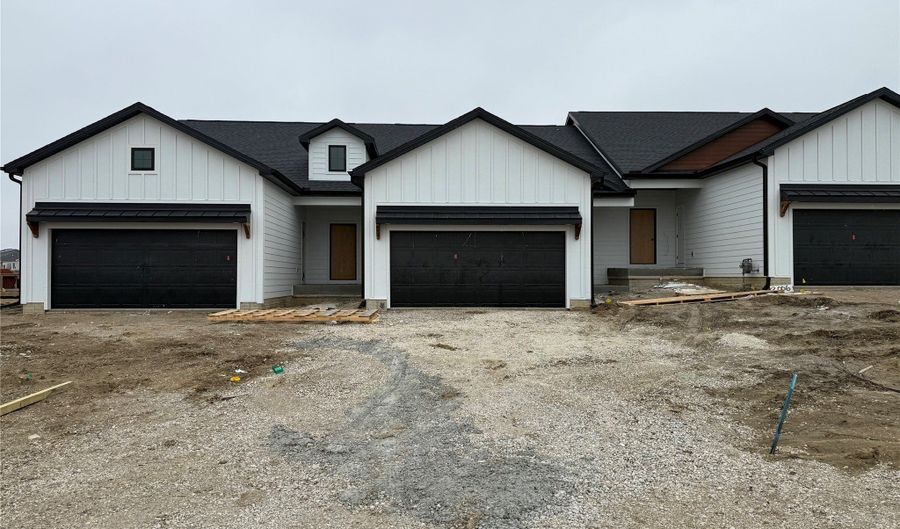 2010 Ammann Dr, Adel, IA 50003 - 4 Beds, 3 Bath